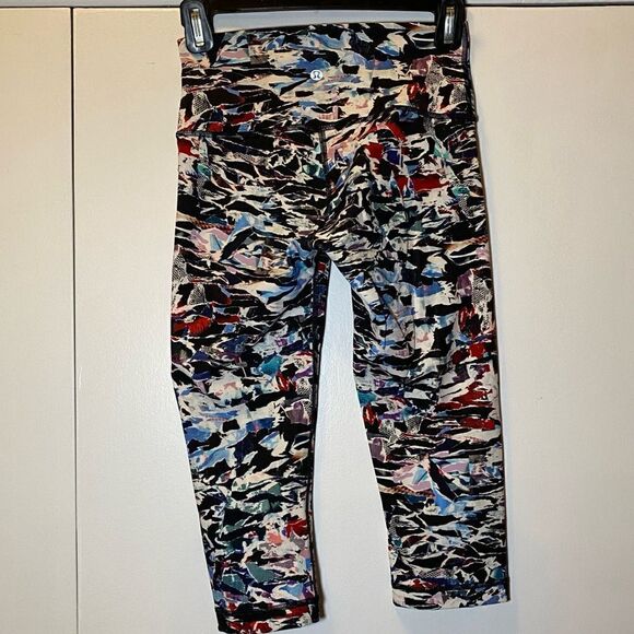 LULULEMON Wunder Under Hi-Rise 1/2 Tight Culture Clash Multi Black Women’s 4 - Picture 5 of 10